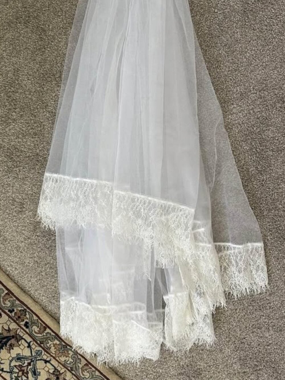 NEW Mantveil Lace Wedding Veil